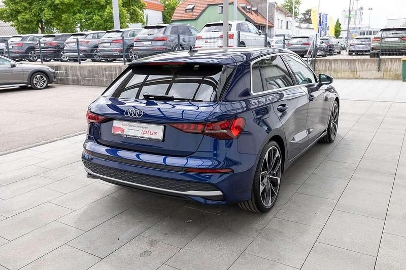 Gebraucht Audi A3 Sportback Advanced Plus 150 PS (110 kW) 2024 Navarrablau Kleinwagen