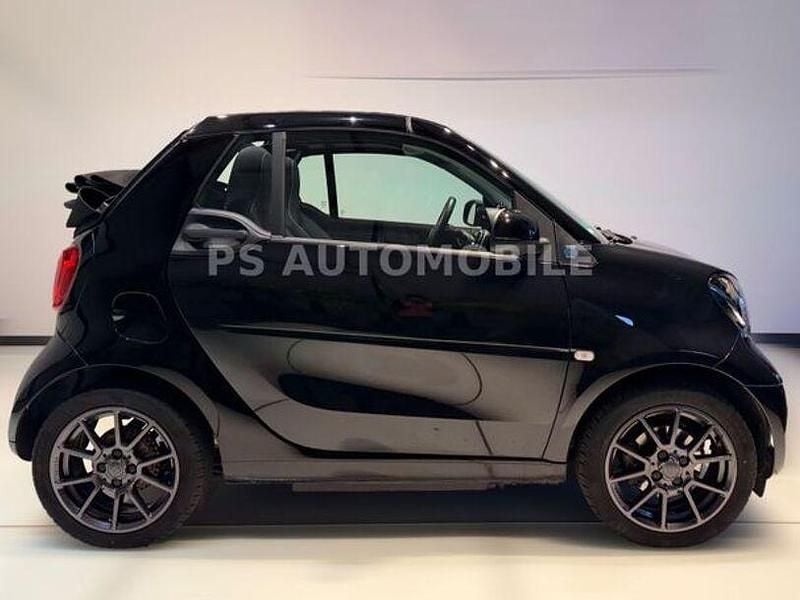 Schwarz Gebraucht 2020 Smart ForTwo Electric Drive Brabus Cabrio | 11.199 € (Fairer Preis) - Bild 1/4