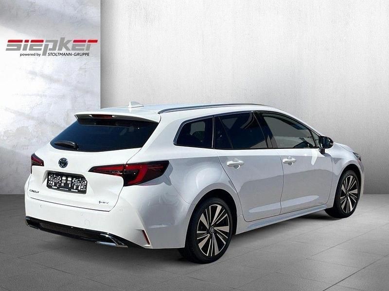Gebraucht Toyota Corolla 196 PS (144 kW) 2025 Weiß Kombi