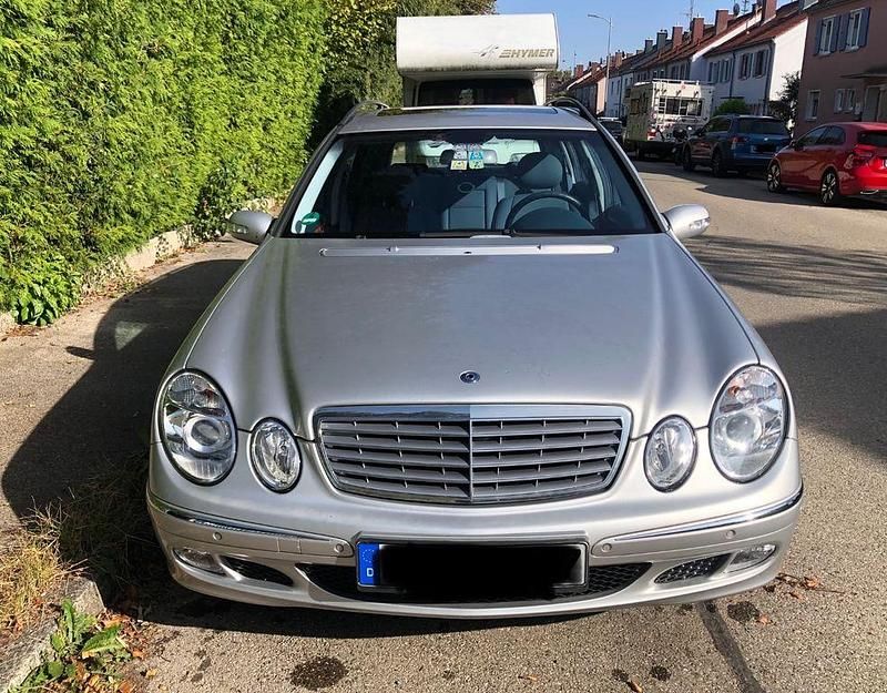 Gebraucht Mercedes E240 Elegance 177 PS (130 kW) 2003 Silber Limousine
