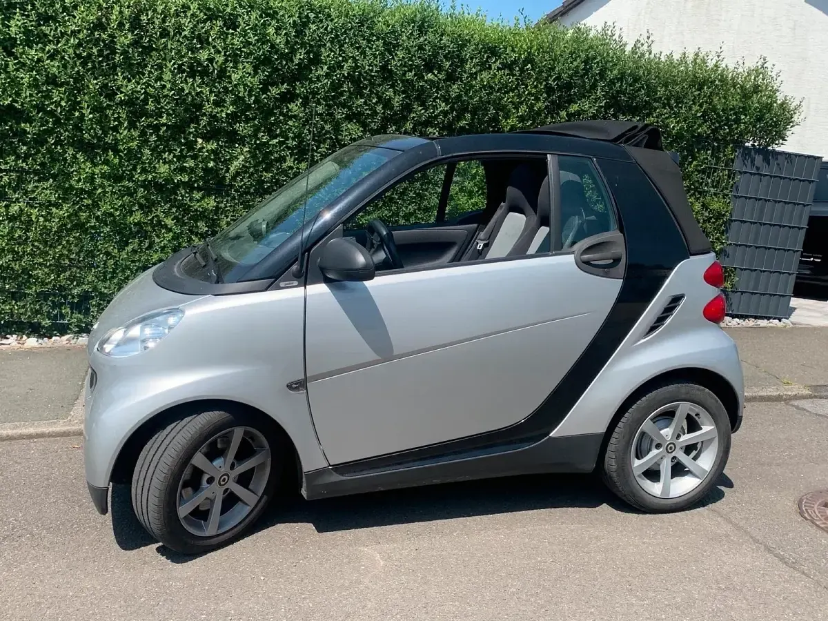 Gebraucht Smart ForTwo Cabrio 72 PS (52 kW) 2009 Silber Cabrio