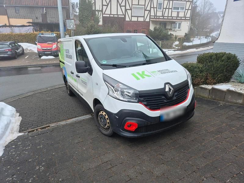 Gebraucht Renault Trafic 120 PS (88 kW) 2019 Weiß Van / Kleinbus