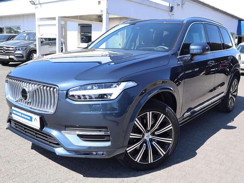 Second-hand Volvo XC90 Ultimate 235 CP (172 kW) 2024 Albastru SUV