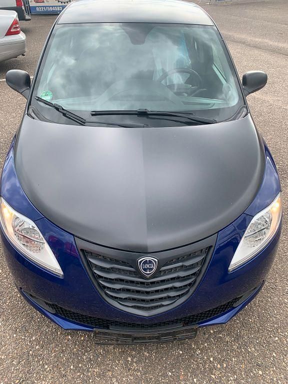 Gebraucht Lancia Ypsilon S 86 PS (63 kW) 2014 Blau Kleinwagen