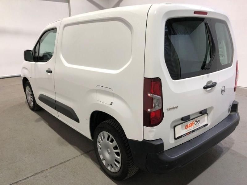 Gebraucht Opel Combo Selection 102 PS (75 kW) 2019 Weiß Van / Kleinbus