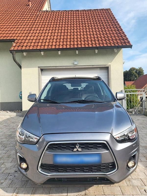 Grau Gebraucht 2013 Mitsubishi ASX SUV | 9.400 € (Fairer Preis) - Bild 1/4
