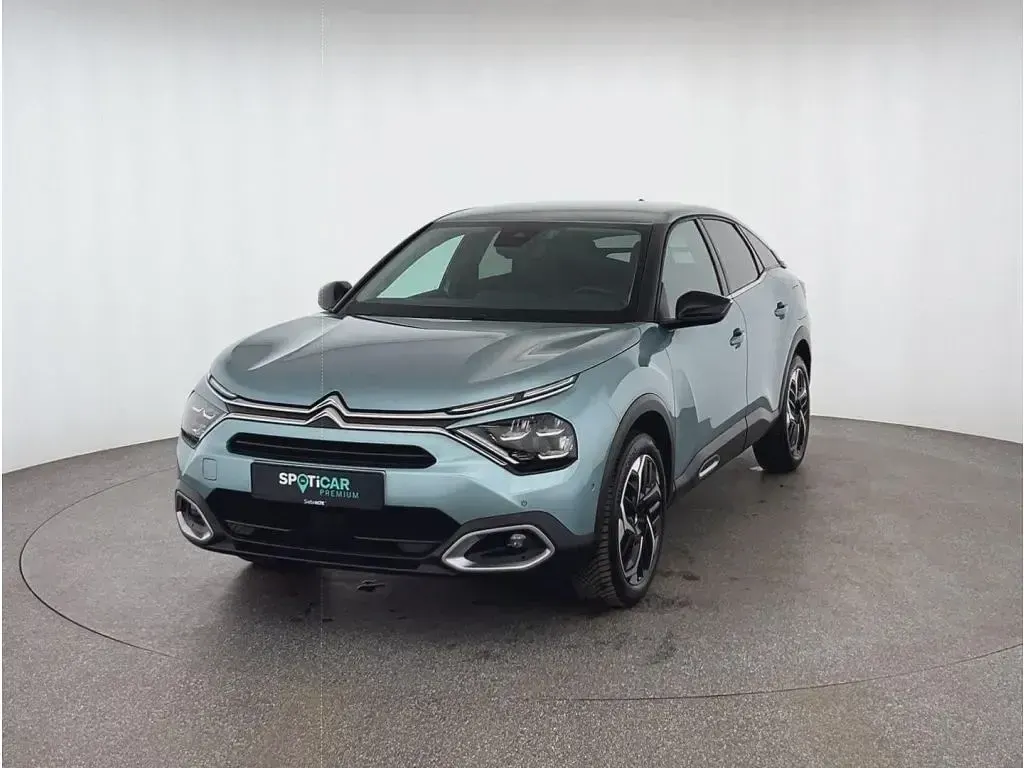 Second-hand Citroën C4 Shine 131 CP (96 kW) 2023 Albastru SUV