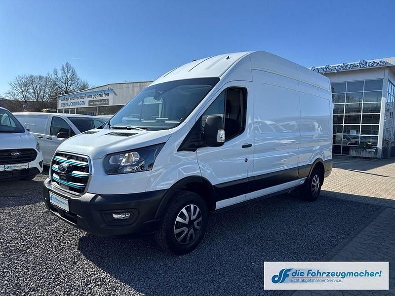 Gebraucht Ford Transit Trend 135 kW (184 PS) 2022 Frostweiß Van / Kleinbus
