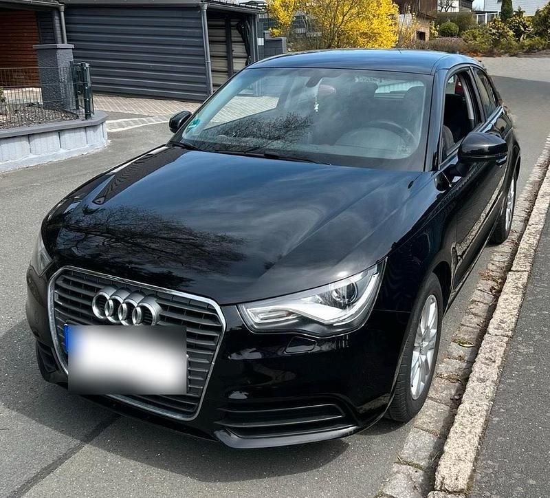 Second-hand Audi A1 86 CP (63 kW) 2012 Negru Hatchback