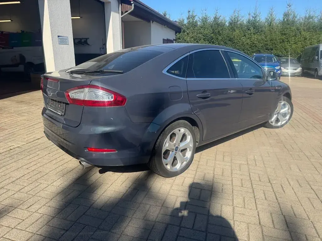 Gebraucht Ford Mondeo Titanium 200 PS (147 kW) 2014 Grau Limousine