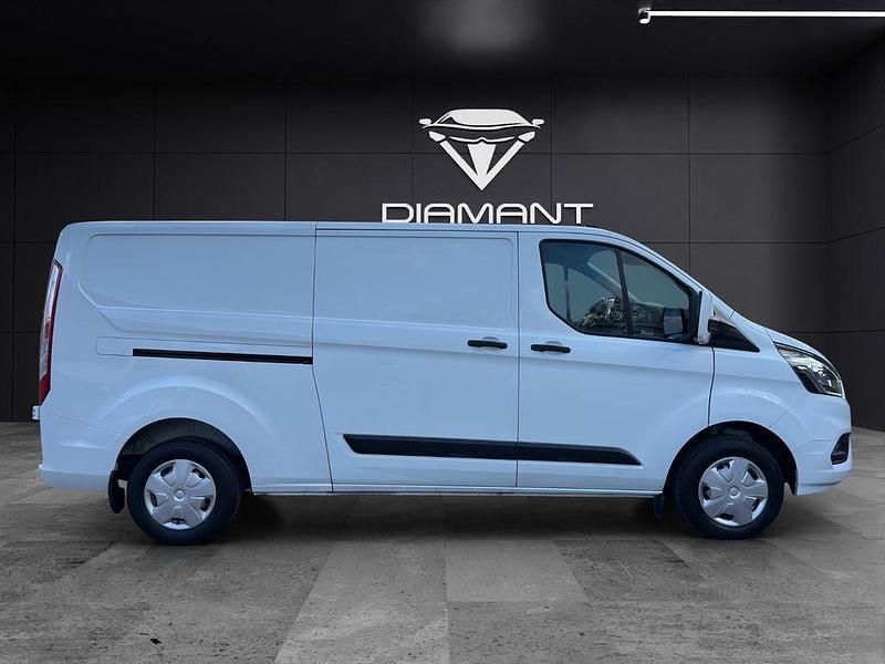 Gebraucht Ford Transit Custom 131 PS (96 kW) 2022 Weiß Van / Kleinbus