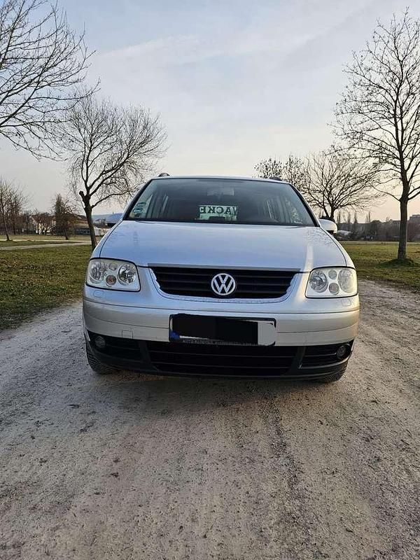 Gebraucht VW Touran Trendline 116 PS (85 kW) 2004 Grau Van / Kleinbus