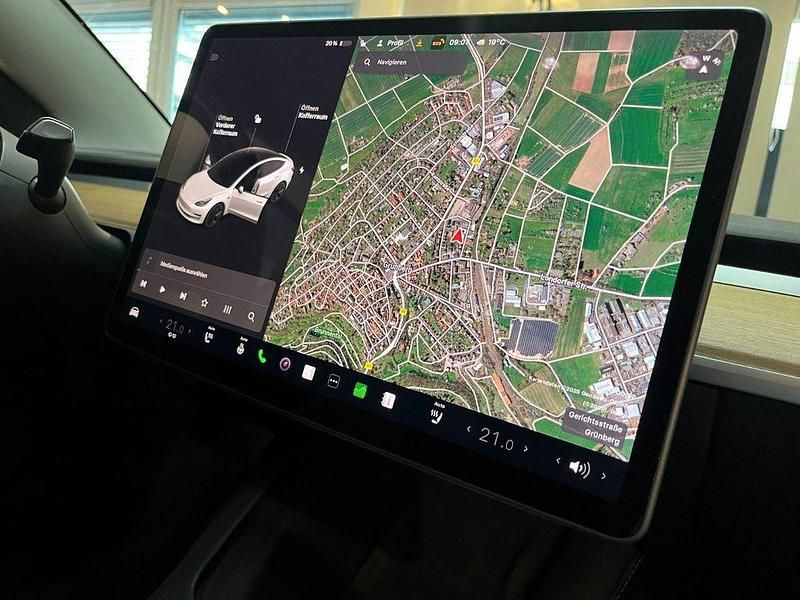 Gebraucht Tesla Model 3 366 kW (498 PS) 2021 Weiß Limousine