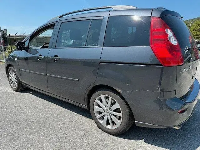 Usata Mazda 5 145 CV (106 kW) 2006 Grigio Monovolume