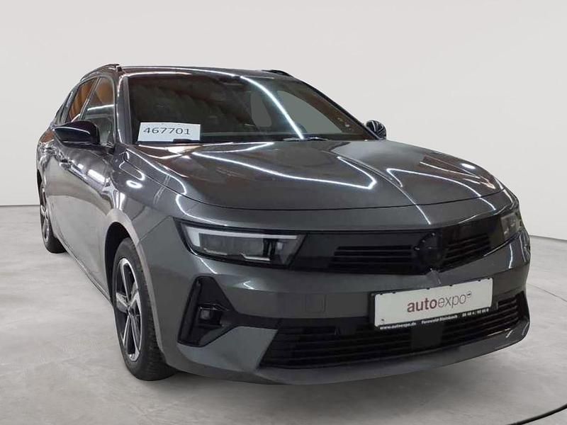 Gebraucht Opel Astra 131 PS (96 kW) 2024 Vulkan grau metallic Kombi