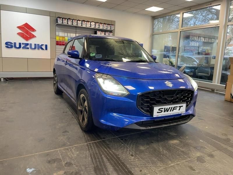 Gebraucht Suzuki Swift Comfort+ 83 PS (61 kW) 2024 Blau Kleinwagen