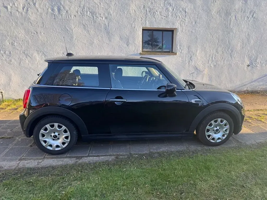 Gebraucht Mini ONE 102 PS (75 kW) 2019 Schwarz Kleinwagen