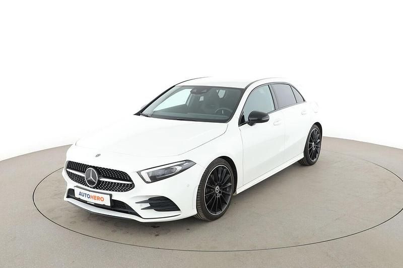 Gebraucht Mercedes A200 163 PS (119 kW) 2019 Weiß Limousine