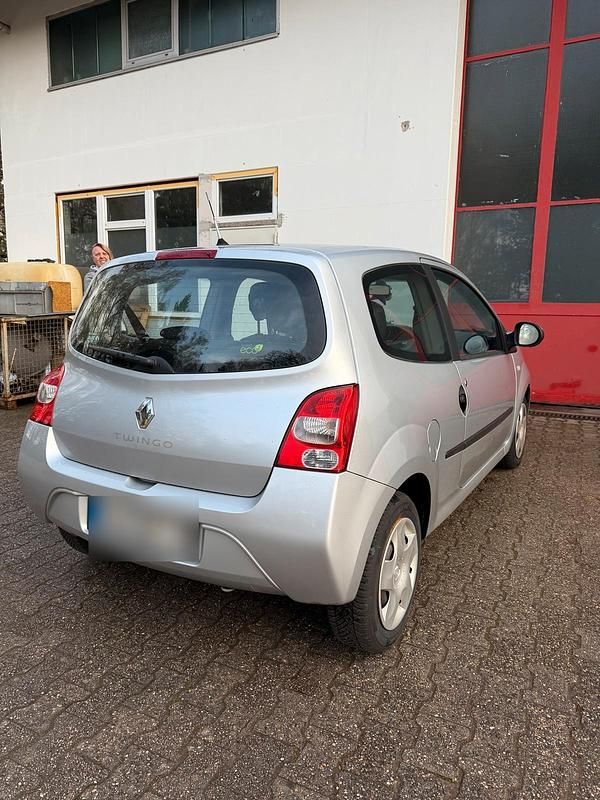 Gebraucht Renault Twingo 75 PS (55 kW) 2007 Silber Kleinwagen
