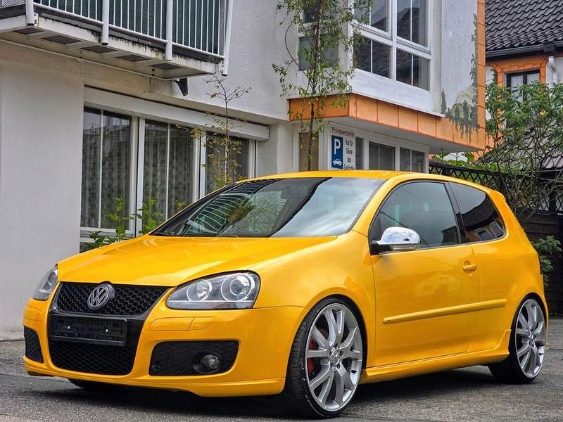 Gelb Gebraucht 2006 VW Golf V Coupé | 10.999 € - Bild 1/4