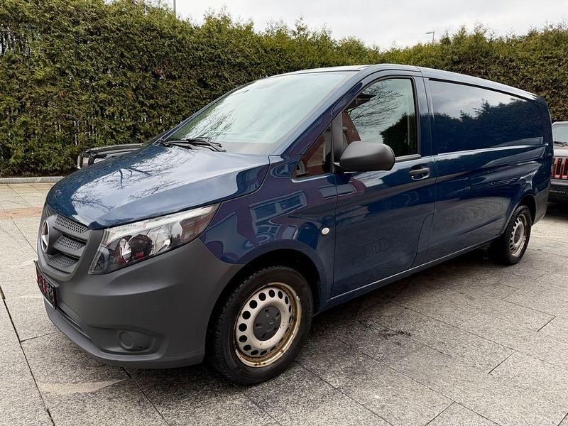 Gebraucht Mercedes Vito 136 PS (100 kW) 2020 Blau Van
