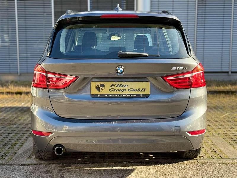Gebraucht BMW 218 Advantage 150 PS (110 kW) 2016 Mineralgrau metallic Van / Kleinbus