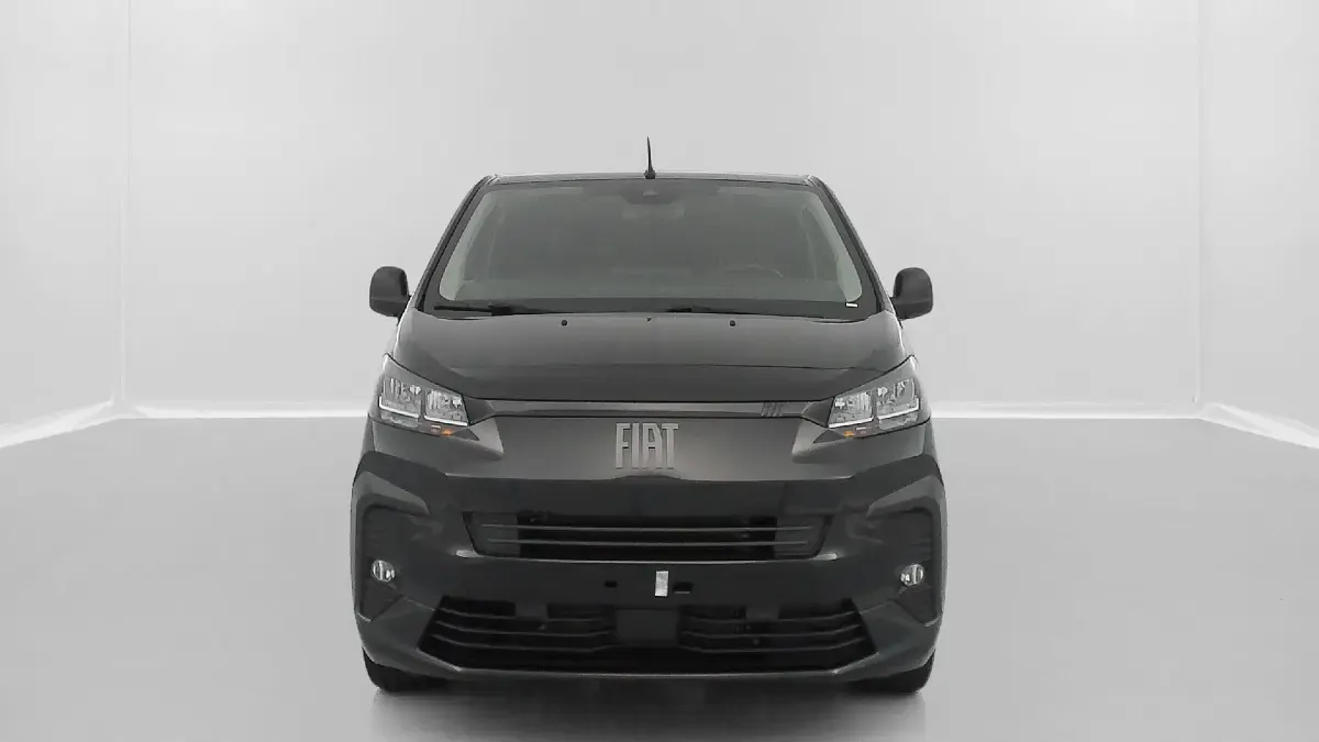Neu Fiat Scudo Connect 177 PS (130 kW) 2025 Schwarz (noir perla nera) Van