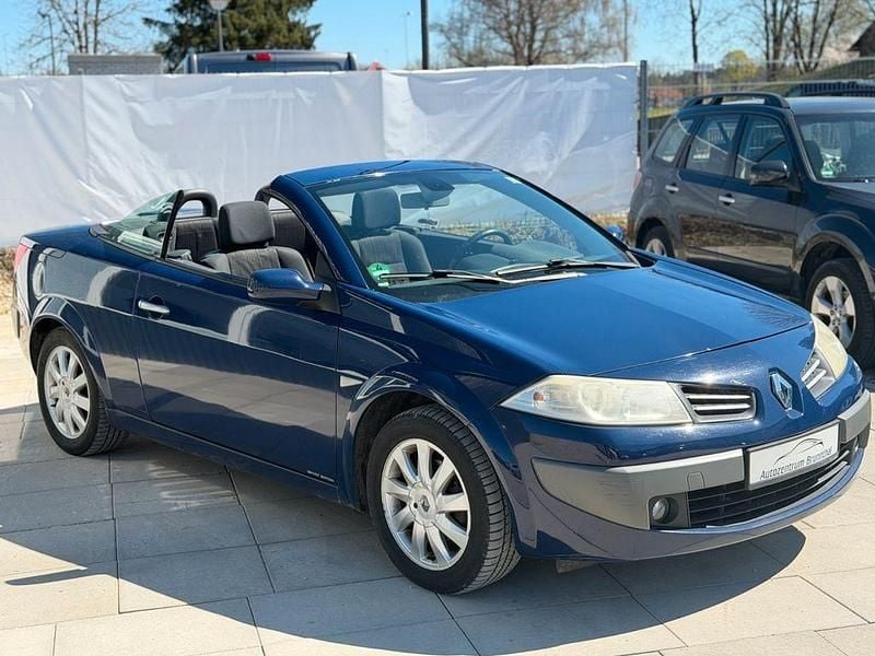 Gebraucht Renault Mégane Cabriolet Dynamique 111 PS (81 kW) 2007 Blau Cabrio