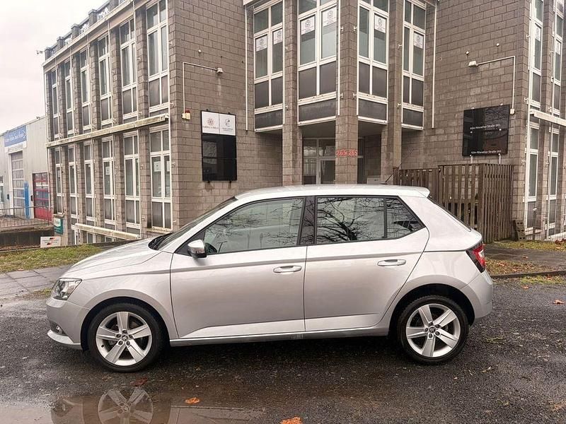 Gebraucht Skoda Fabia Cool Plus 95 PS (69 kW) 2018 Silber Limousine