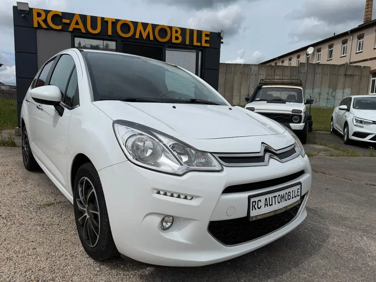 Gebraucht Citroën C3 SELECTION 68 PS (50 kW) 2016 Weiß Kleinwagen