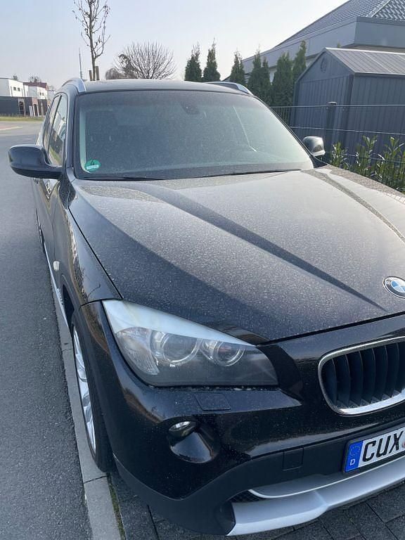 Gebraucht BMW X1 177 PS (130 kW) 2011 Schwarz SUV