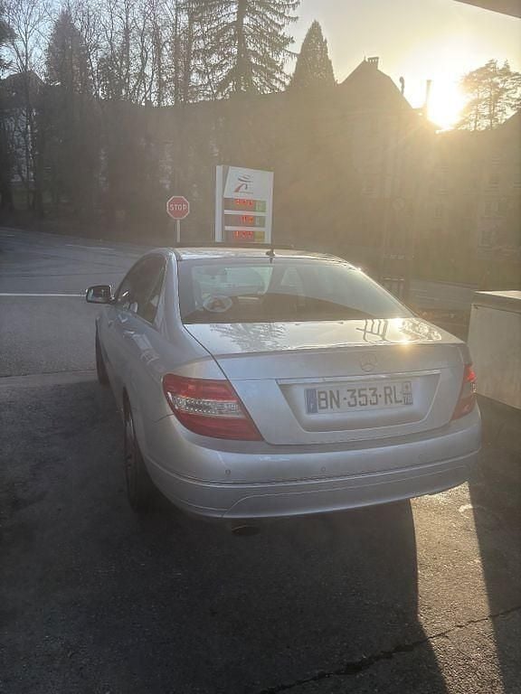 Gebraucht Mercedes 220 170 PS (125 kW) 2008 Grau Limousine