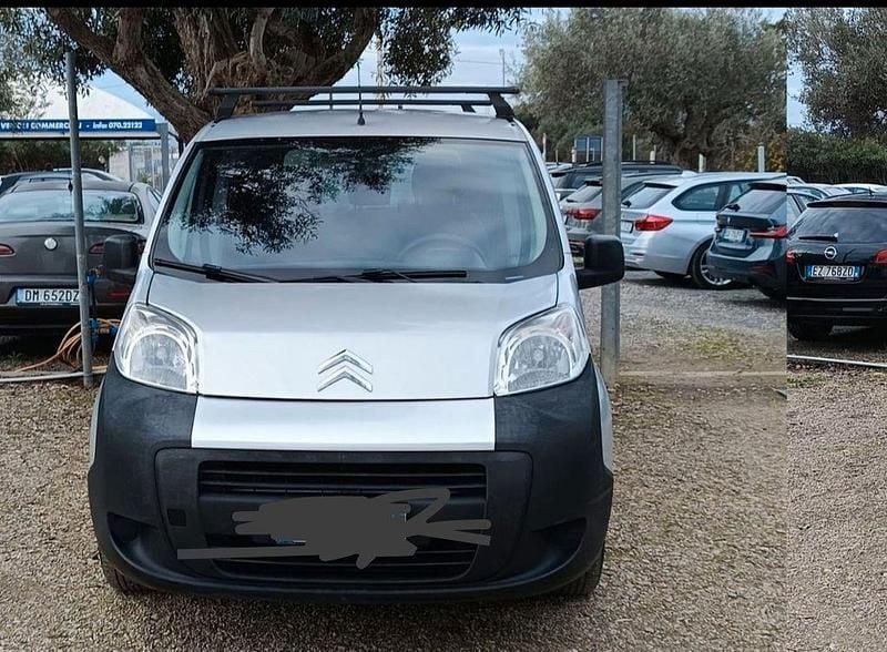Gebraucht Citroën Nemo Attraction 75 PS (55 kW) 2011 Silber Van / Kleinbus
