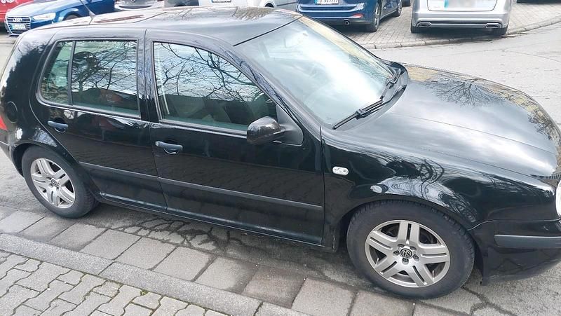 Gebraucht VW Golf IV 75 PS (55 kW) 2003 Schwarz Limousine
