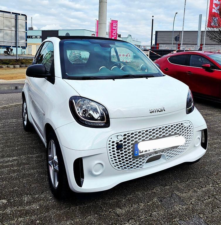 Gebraucht Smart ForTwo Electric Drive 41 kW (56 PS) 2020 Weiß Coupé