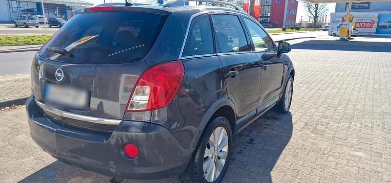 Gebraucht Opel Antara 160 PS (117 kW) 2014 Grau SUV