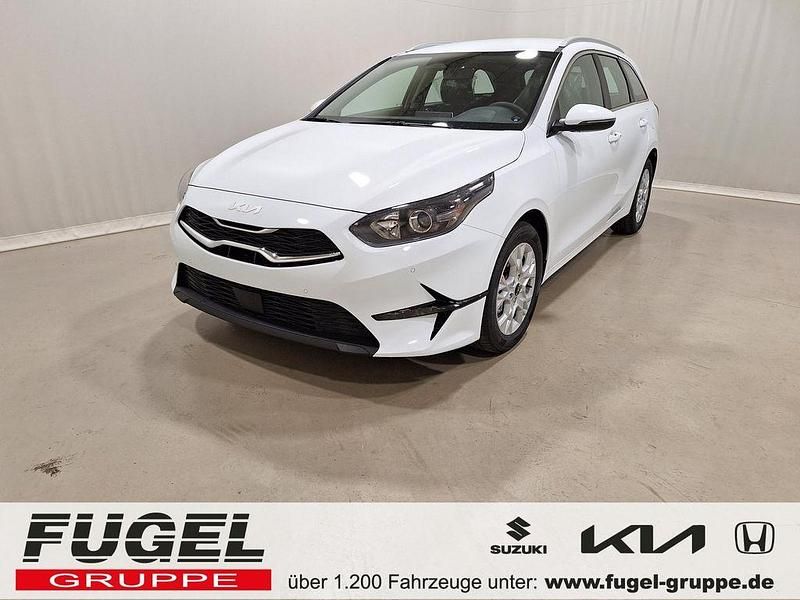 Casa white Neu 2025 Kia Ceed Sportswagon Kombi | 25.499 € (Guter Preis) - Bild 1/4