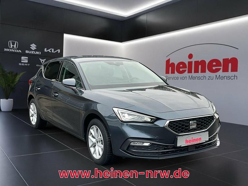 Gebraucht Seat Leon Style 131 PS (96 kW) 2020 Grau Limousine