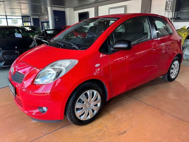 Rot Gebraucht 2008 Toyota Yaris Sol Kleinwagen | 8.190 € (Teuer) - Bild 1/4