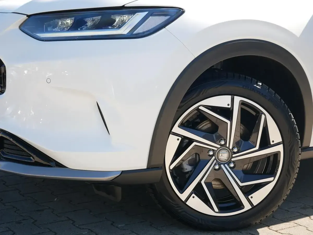 Gebraucht Honda ZR-V Hybrid 184 PS (135 kW) 2025 Platinium white pearl SUV