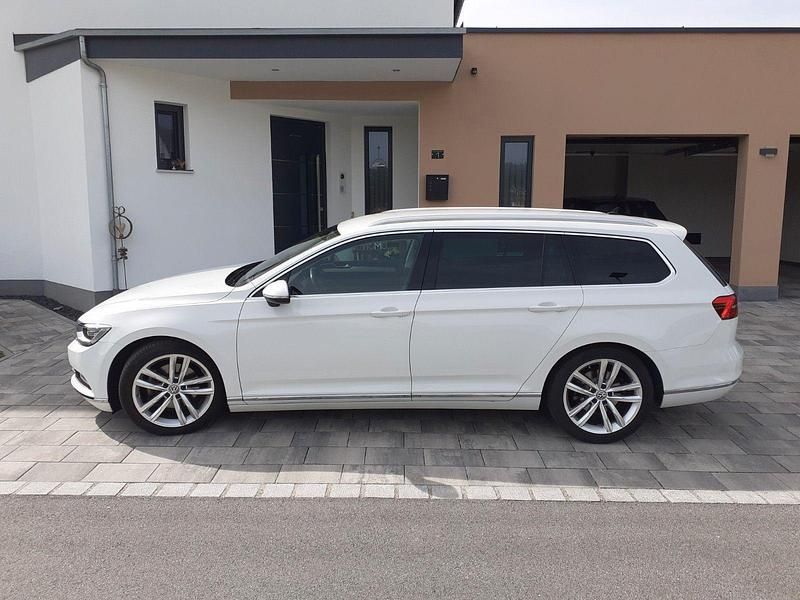 Gebraucht VW Passat Highline 150 PS (110 kW) 2015 Weiß Kombi