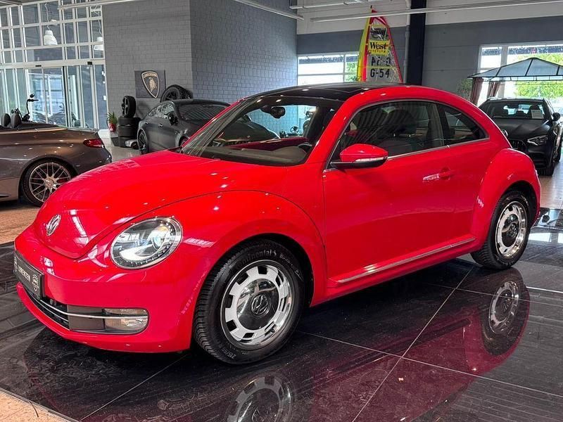 Rot Gebraucht 2012 VW Beetle Design Limousine | 9.295 € (Fairer Preis) - Bild 1/4