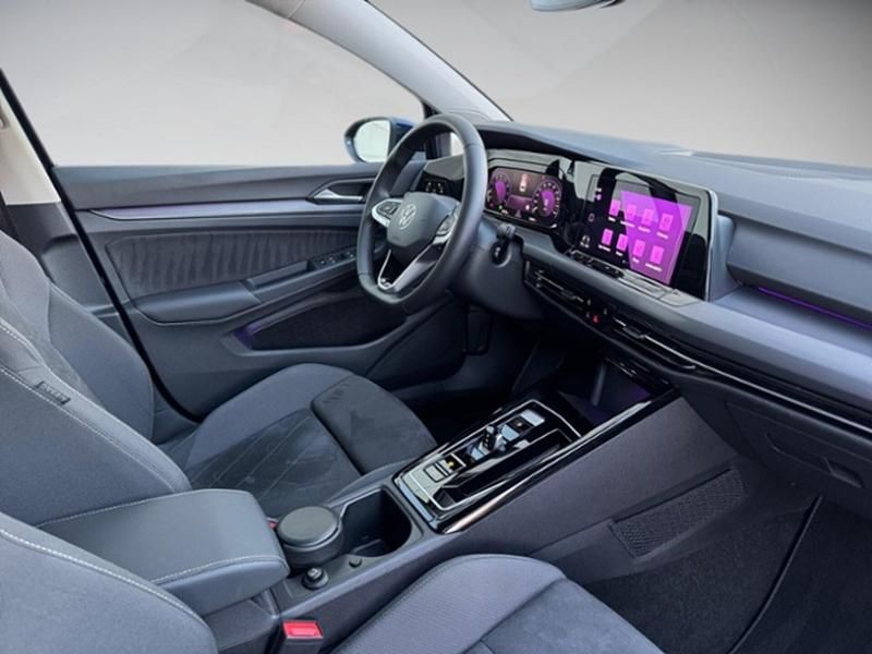 Gebraucht VW Golf VIII Style 150 PS (110 kW) 2023 Blau (atlantik blue metallic) Kombi