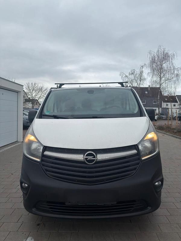 Gebraucht Opel Vivaro 90 PS (66 kW) 2015 Weiß Van / Kleinbus