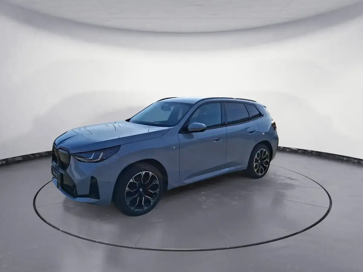 Gebraucht BMW X3 M Sport 197 PS (144 kW) 2026 Grau SUV