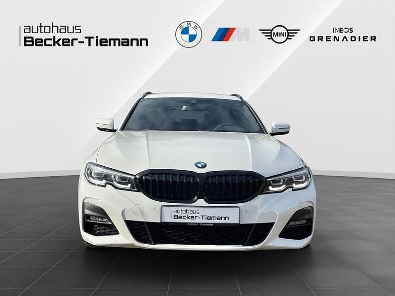 Gebraucht BMW 318 M Sport 150 PS (110 kW) 2022 Weiß Kombi