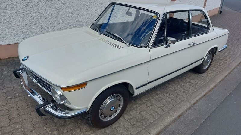 Chamonixweiß Gebraucht 1973 BMW 2002 Limousine | 32.890 € - Bild 1/4