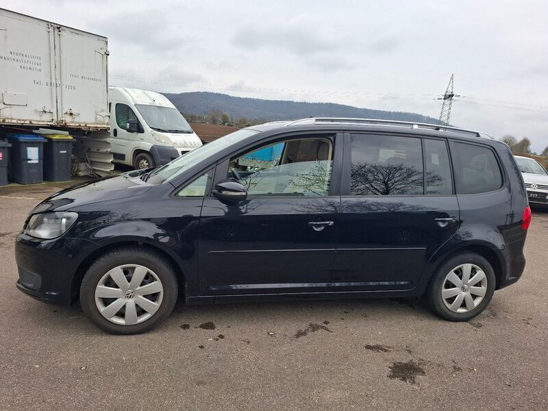 Gebraucht VW Touran 140 PS (102 kW) 2014 Schwarz Van / Kleinbus