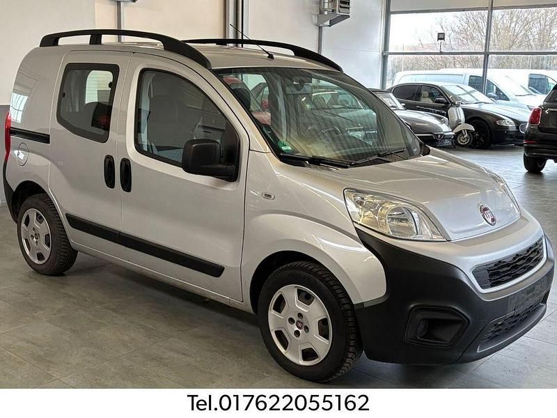 Gebraucht Fiat Fiorino 80 PS (58 kW) 2019 Grau Van / Kleinbus