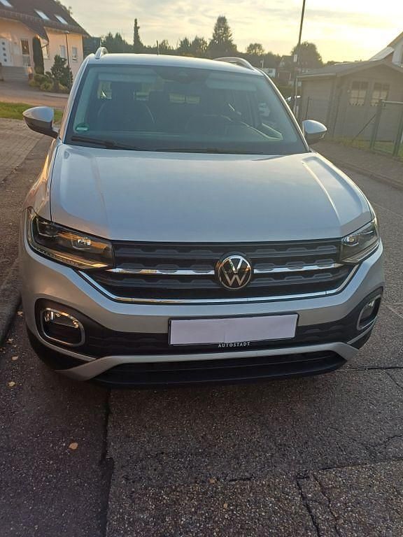 Silber Gebraucht 2021 VW T-Cross Style SUV | 16.295 € (Superpreis) - Bild 1/4